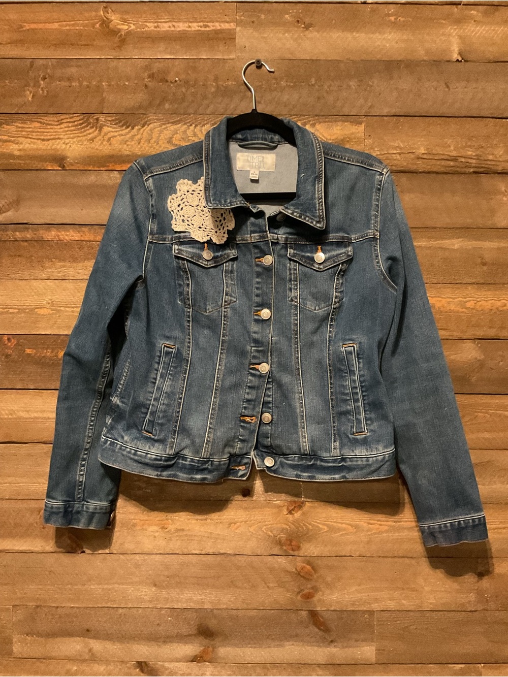 Women’s Upcycled Blue Denim Jacket Vintage Crochet Doily On Back Large